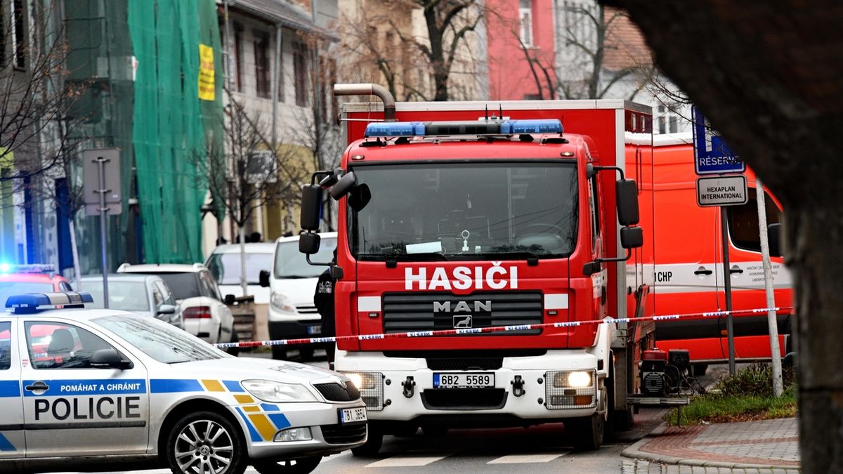 Policie v Brně evakuovala kvůli bytu s chemikáliemi dalších 52 lidí